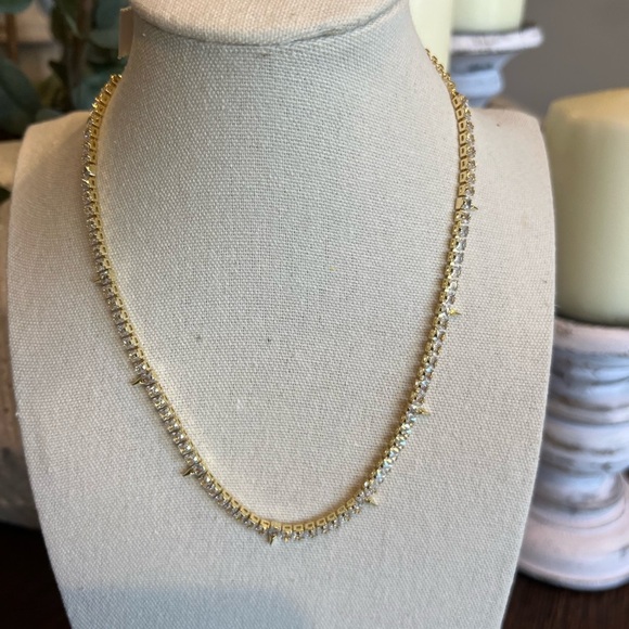 Kendra Scott Elegant Gold and Silver Necklace - Picture 2 of 7